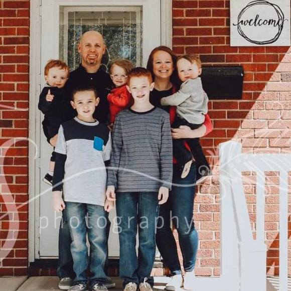 Meet your Posher, Bridget - Picture 1 of 1